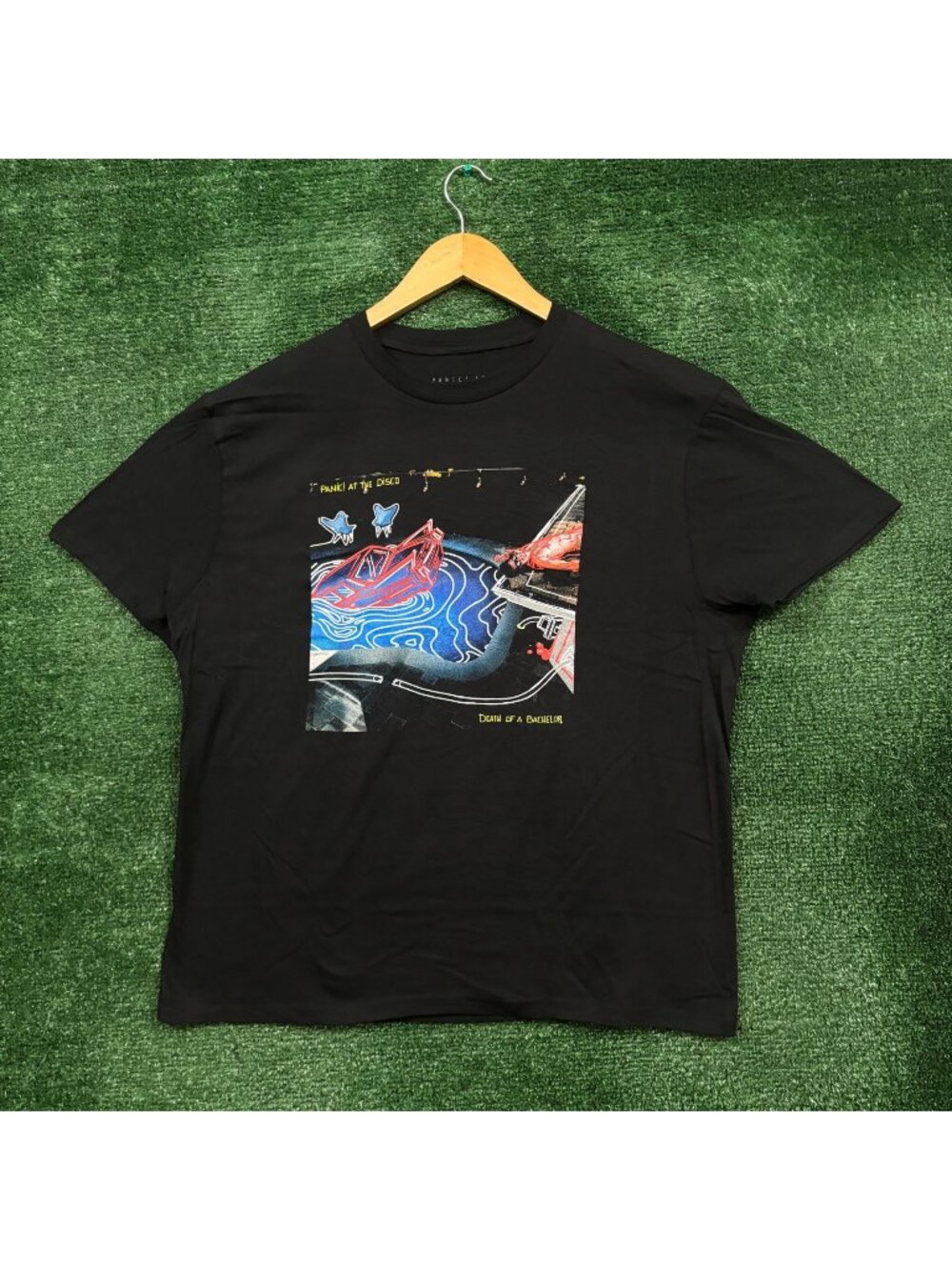 Panic! At the Disco Death of a Bachelor Rock Band T-Shirt Size Large